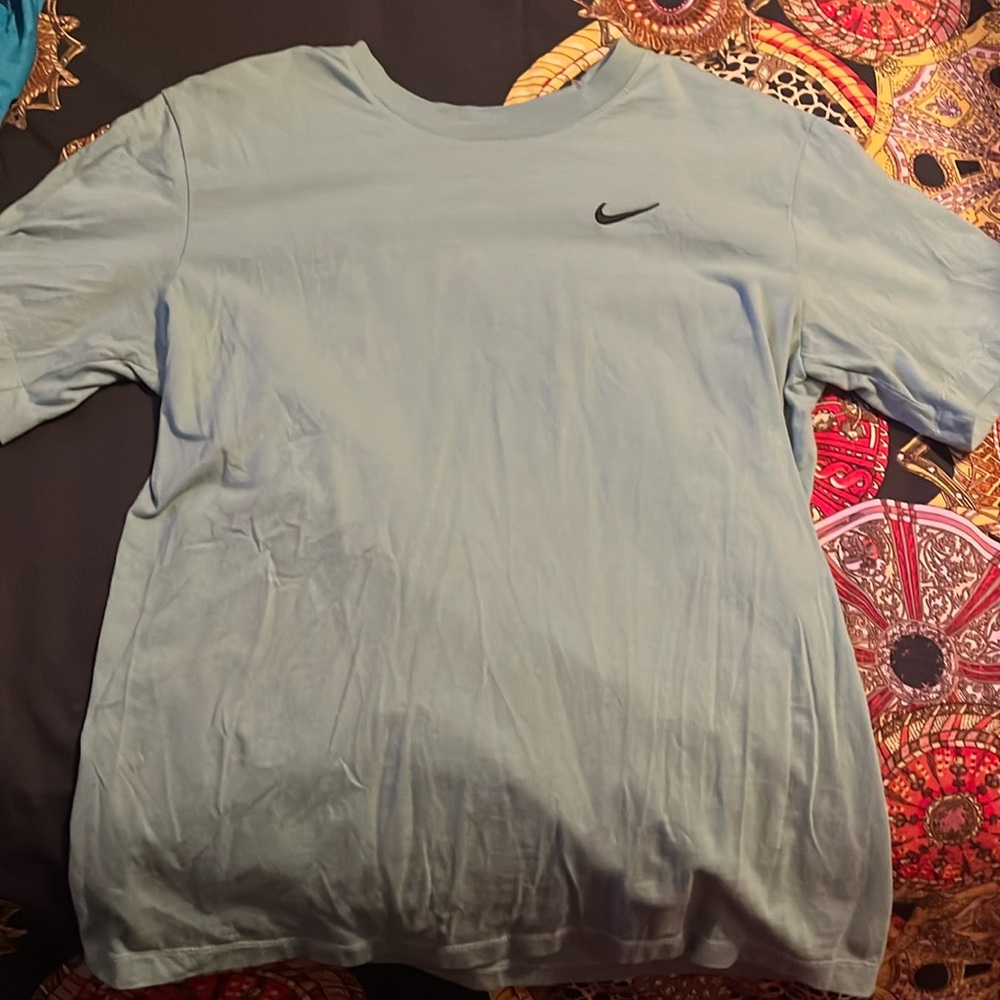 Nike t shirt